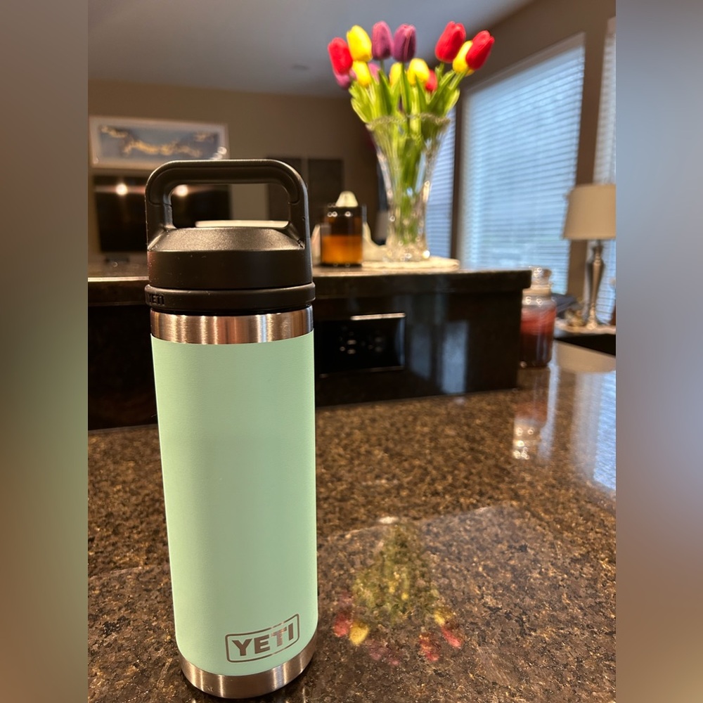 Yeti 18oz Water Bottle